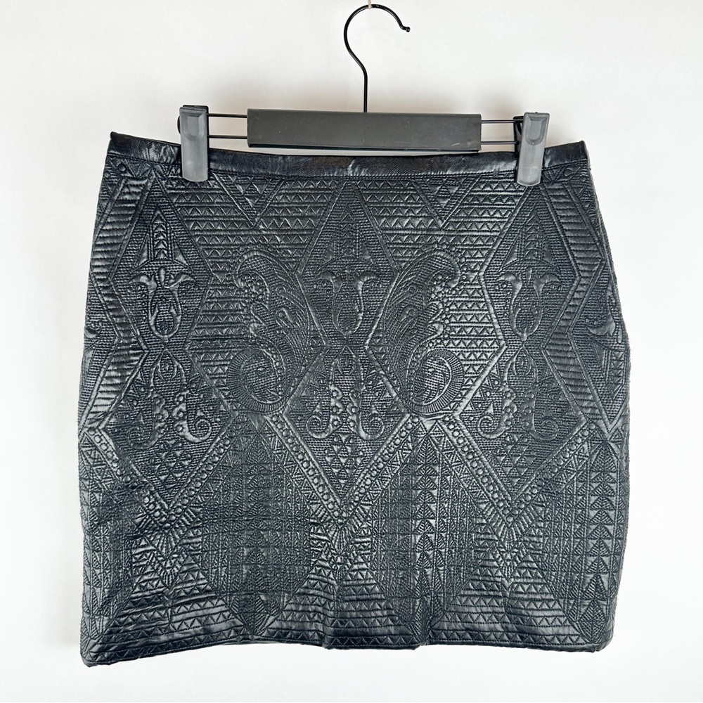Black Textured Skirt | US Size Medium